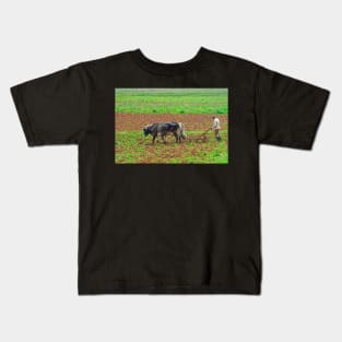 Ploughing. Kids T-Shirt